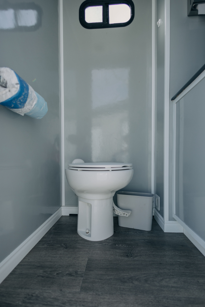 Restroom Trailer Rentals in Cleveland, OH