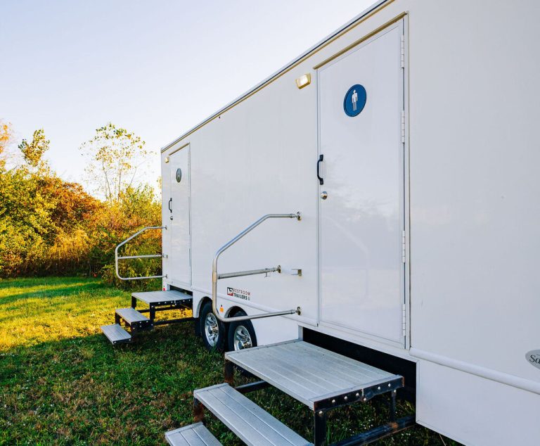 Restroom Trailers For Rent In Ohio - Miller Portabler (5)