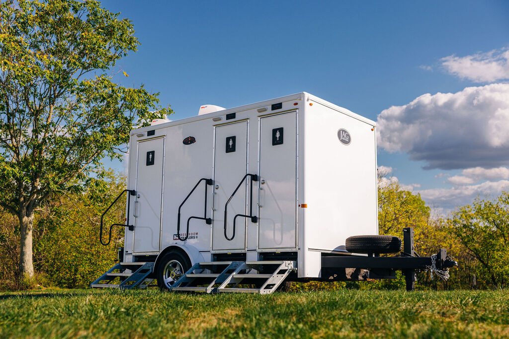Restroom Trailers For Rent In Ohio - Miller Portabler (9)